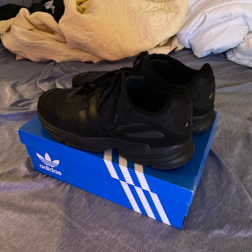 Adidas Men’s Yung-96 Black size 12 - NEW